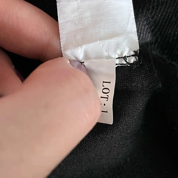 VEX Collection/ Quilted black pencil skirt/ Size EU 36(about size US L) - Picture 10 of 14